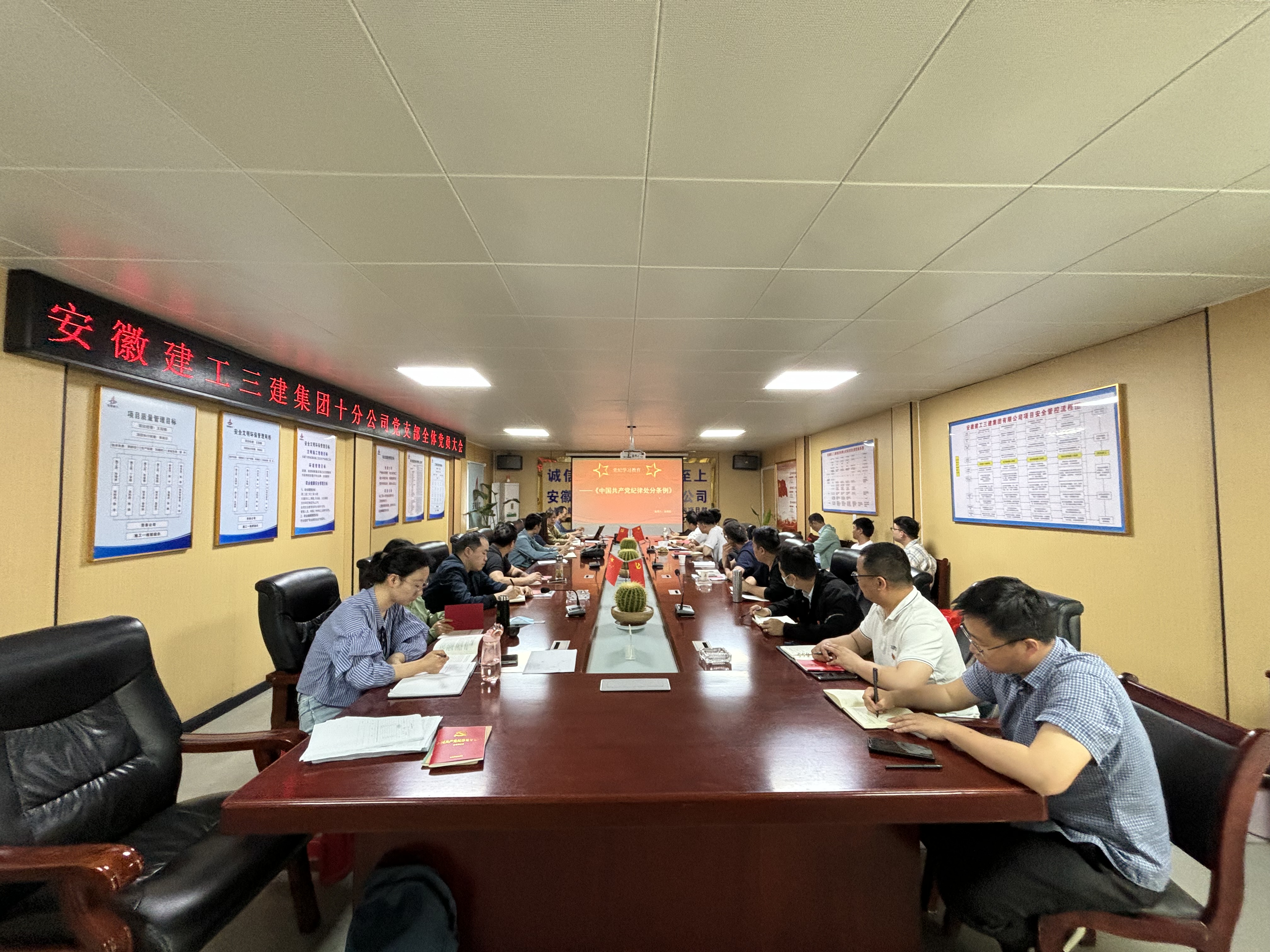 9eb4410482c59c677a68038a47b43a7f_8f57feb8088c4a7a5bb34e1a328231df.jpg 9eb4410482c59c677a68038a47b43a7f_8f57feb8088c4a7a5bb34e1a328231df.jpg