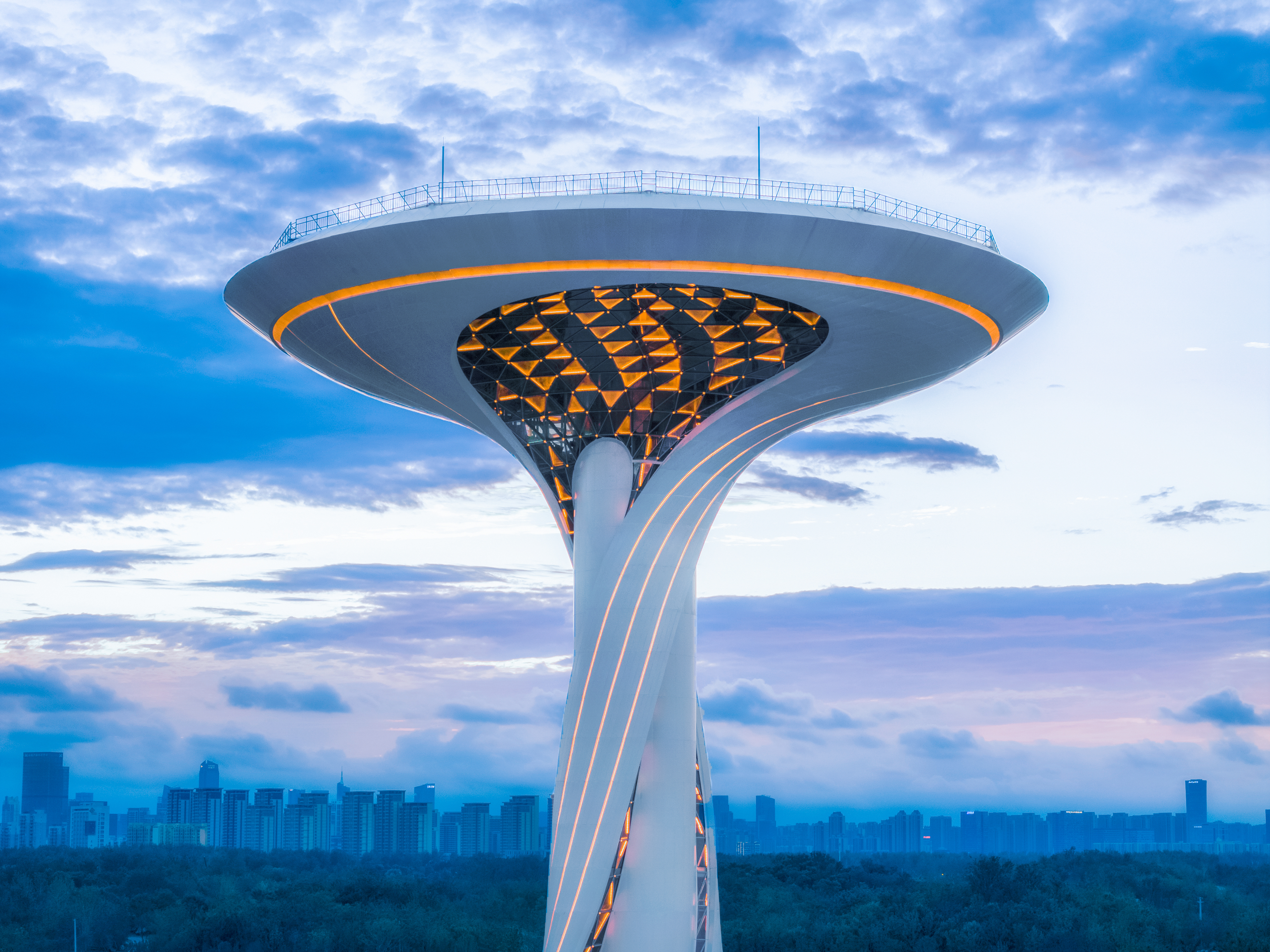 全向信标台.jpg 全向信标台.jpg