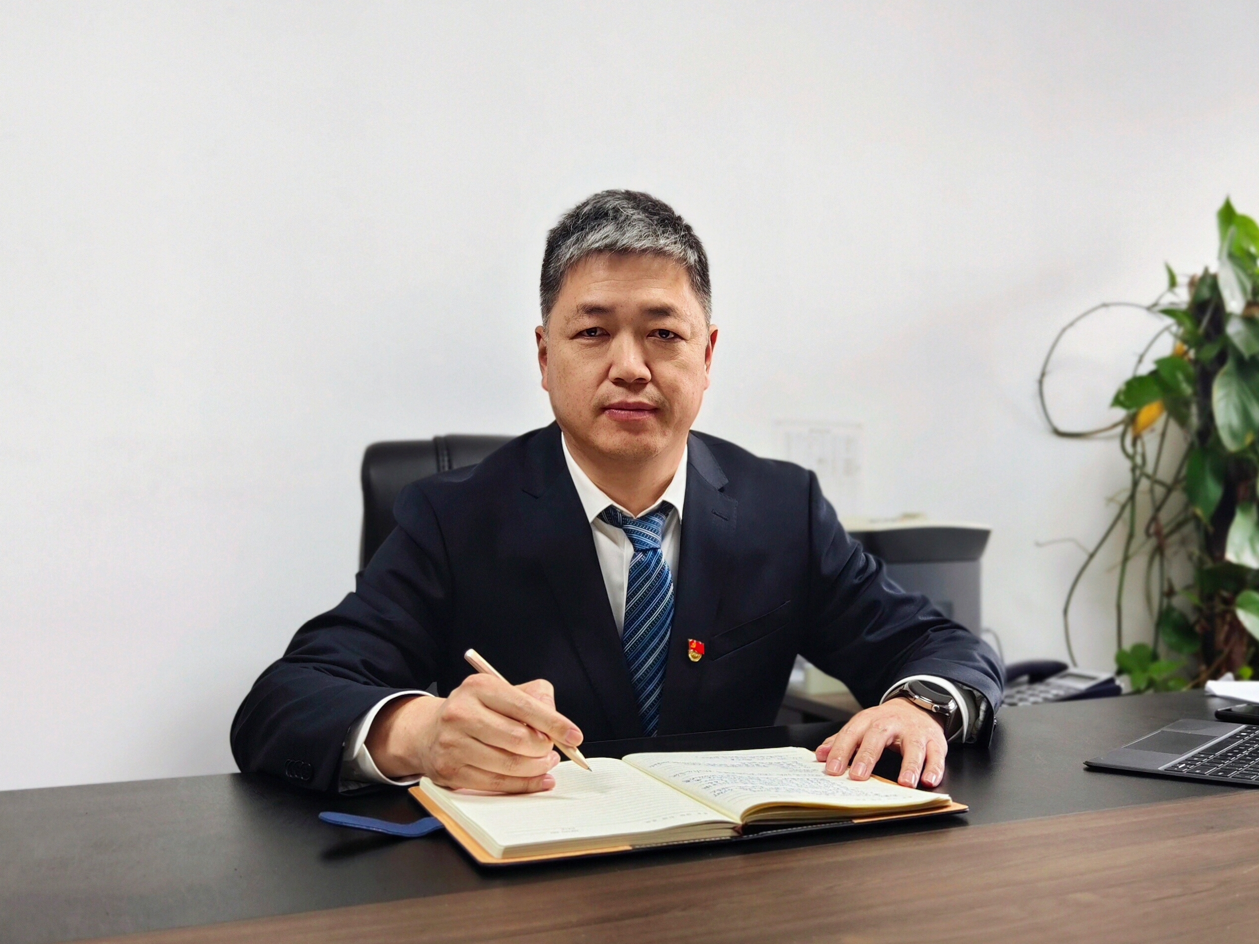 5E1B9DCF876F53DD2349FD9D75288894.jpg 5E1B9DCF876F53DD2349FD9D75288894.jpg